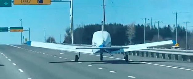 Vidéo : Un avion se pose en urgence sur l’autoroute<br />
<b>Deprecated</b>: strip_tags(): Passing null to parameter #1 ($string) of type string is deprecated in <b>/home/actumondxo/www/wp-content/themes/Newspaper/loop-single.php</b> on line <b>64</b><br />
Vidéo : Un avion se pose en urgence sur l’autoroute