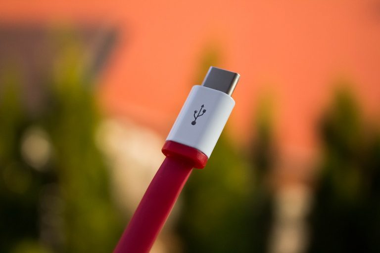 L’USB-C imposé aux iPhone ?